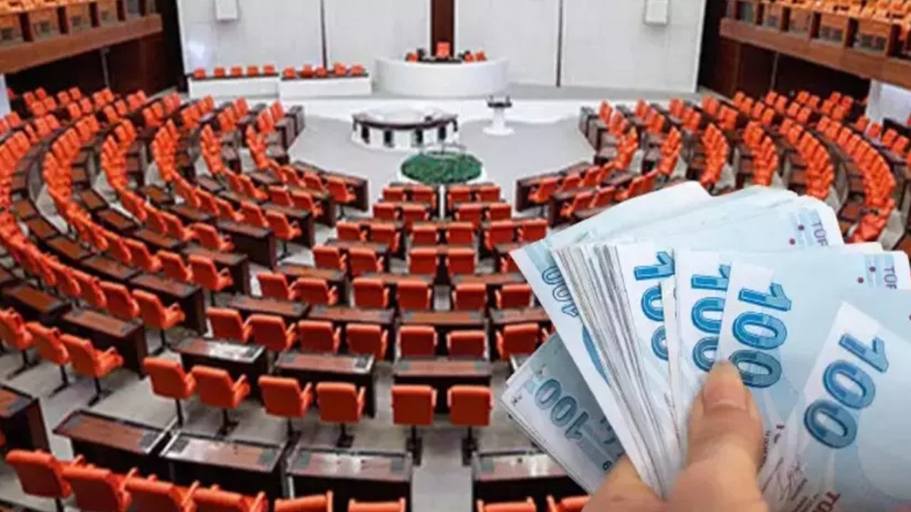 Emeklilere 17.000 TL Nakit Desteği! Ziraat, VakıfBank ve Halkbank Başvuruları Başladı
